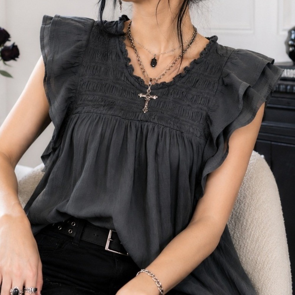 Black Smocked Flutter Sleeve Rayon Top Sz M Goth Whimsigoth Cottagecore Keyhole